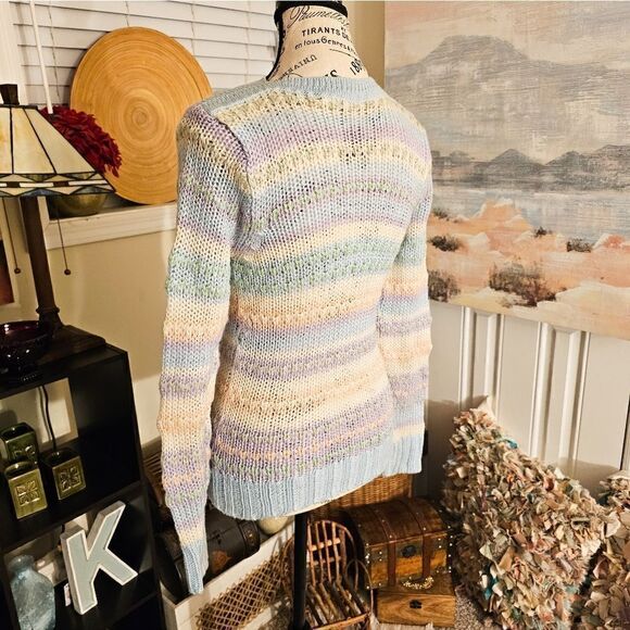 Vtg 70's Licrorice Pastel Striped Knitted Acrylic  Stylish Cozy Sweater. S fit - Picture 7 of 13